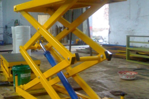 定做液壓升降平臺時的注意事項