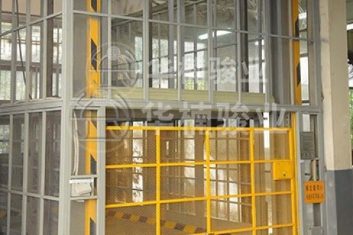 液壓升降機被水淹過后處理方法