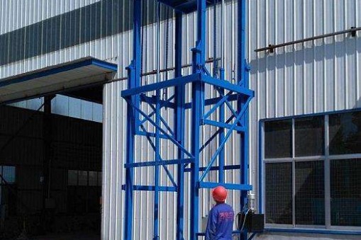 優(yōu)質(zhì)導(dǎo)軌式升降平臺所具備的優(yōu)勢性能有哪些?