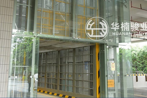 選擇不同的材料會影響液壓升降機的品質