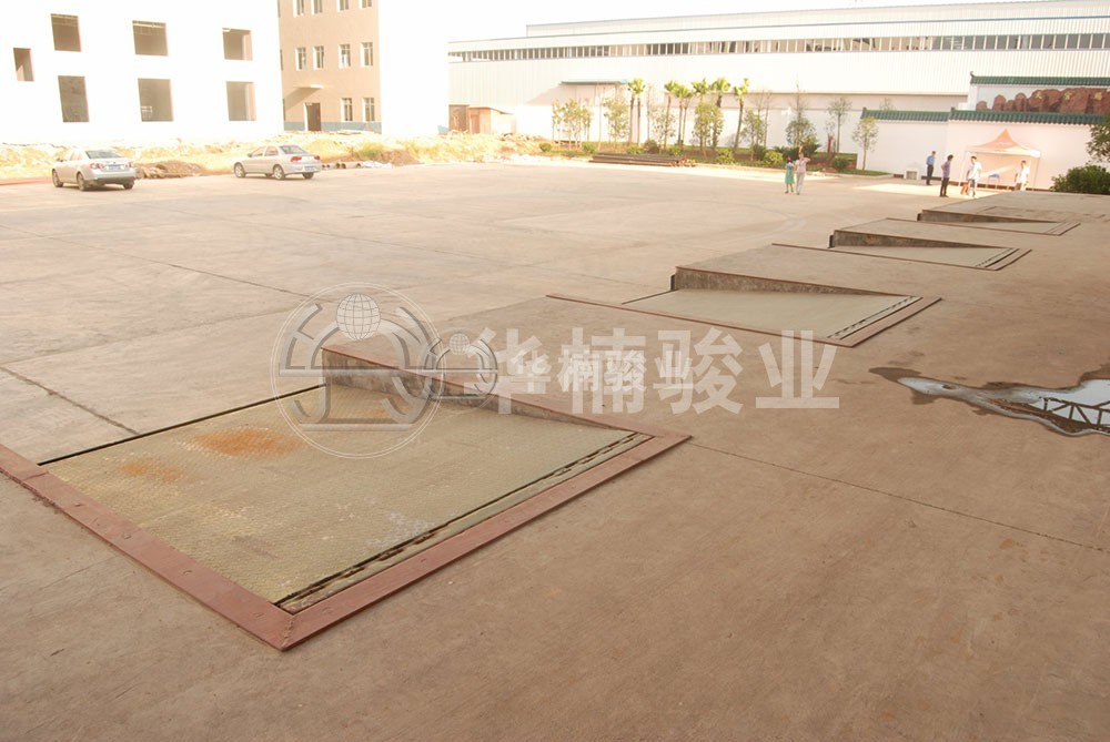 液壓登車橋出現傾斜現象有什么解決方法 液壓登車橋出現傾斜現象有什么解決方法